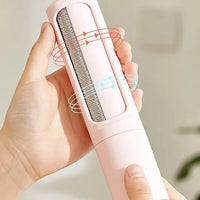 Tournez avant de nettoyer - Brosse anti poils de chat