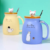 Mugs bleu et beige avec couvercle tête de minou