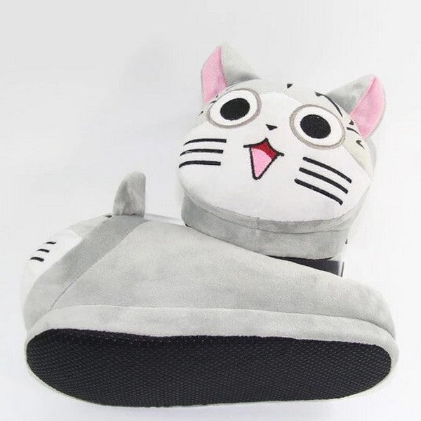 Présentation de nos pantoufles fermées chat kawaii - Face et côté